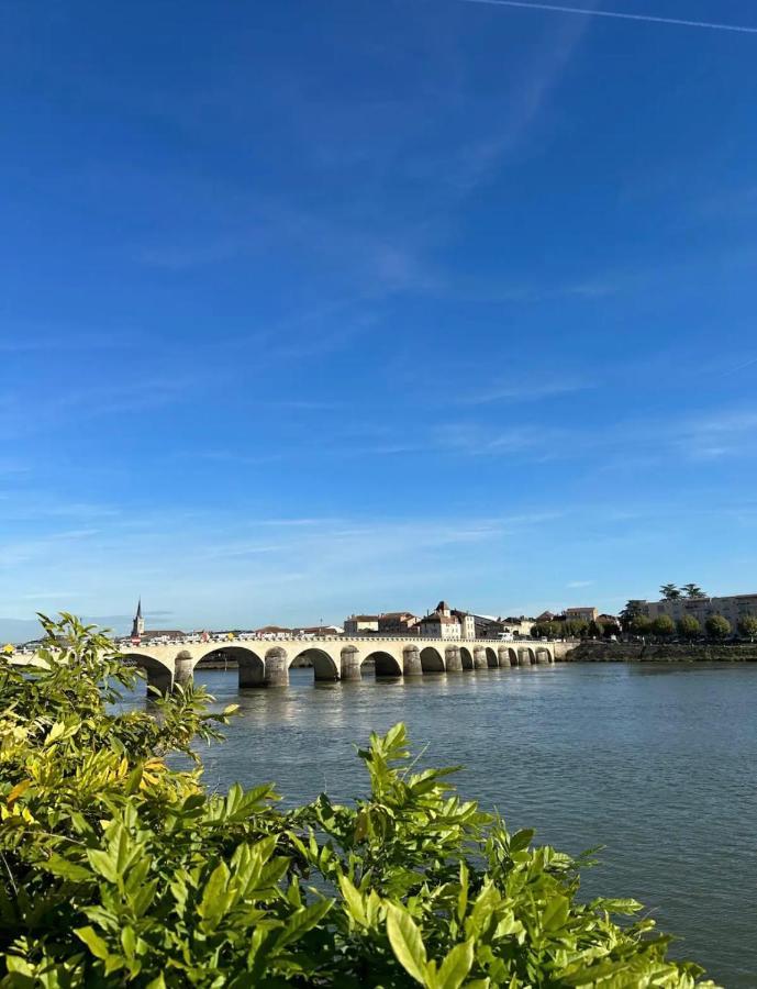 Le Lamartine - Vue Saone - Baignoire Ilot Mâcon Buitenkant foto
